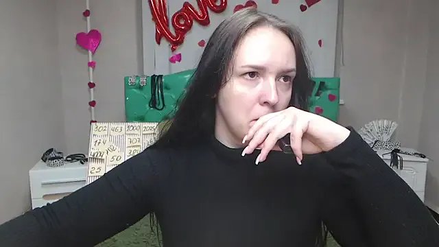 IsabelBlackberry from StripChat