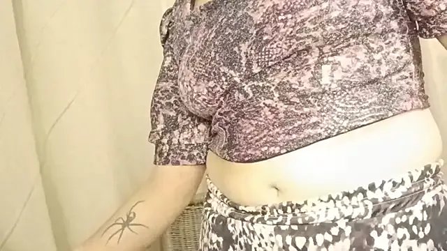 isabellapurple from StripChat