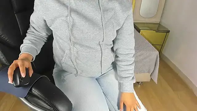 IsabellRodriguez18 from StripChat