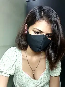 Isha_Sax from StripChat