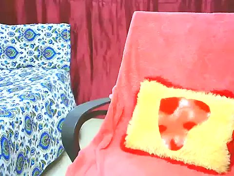 ishmita99 from StripChat