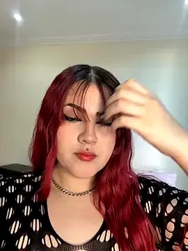 Ivelleee_ from StripChat