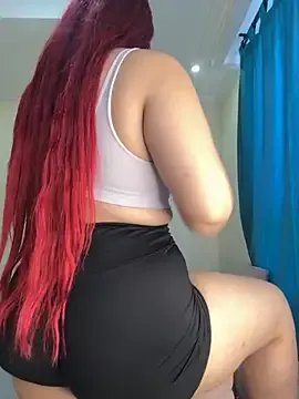 Ivelleee_ from StripChat