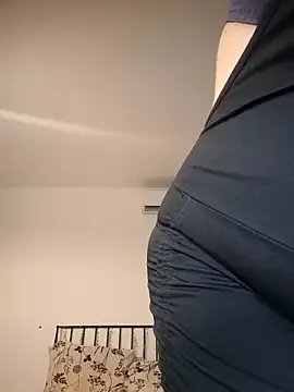 Jassiundich2 from StripChat