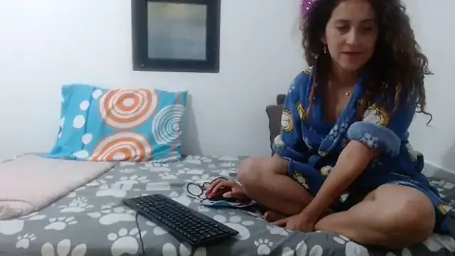 jeans_and_emma from StripChat