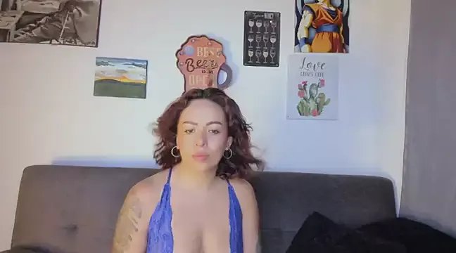 joan-star from StripChat