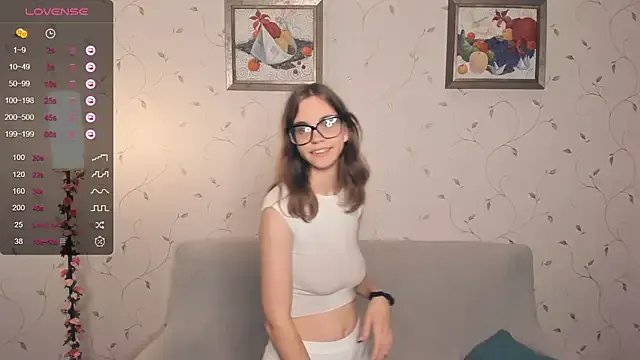 JoanBaggott from StripChat