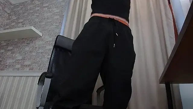 JonahShaw from StripChat