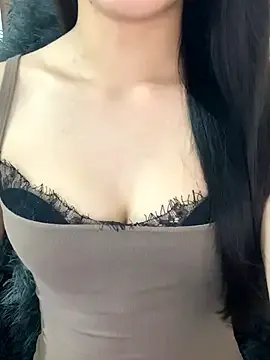 Jonlie18 from StripChat