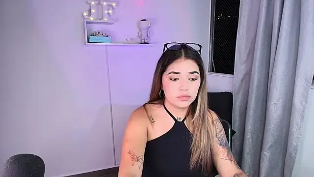 JoselinFlower_ from StripChat