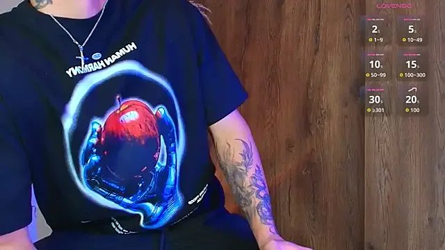 Josep_Davies from StripChat