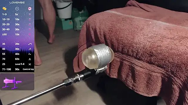 Joyden49 from StripChat