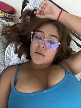 Juliana_News from StripChat