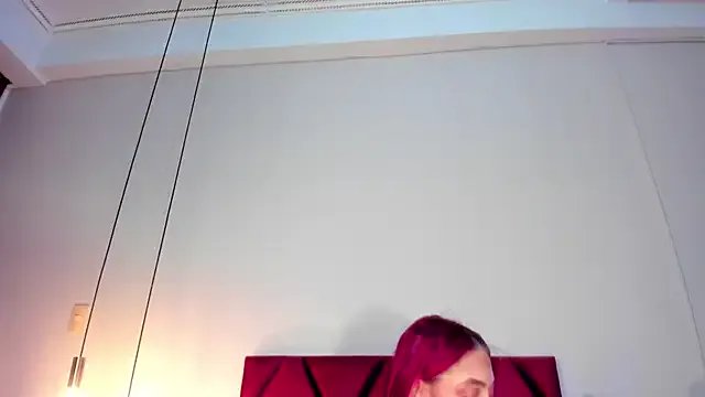 JupiteFox from StripChat