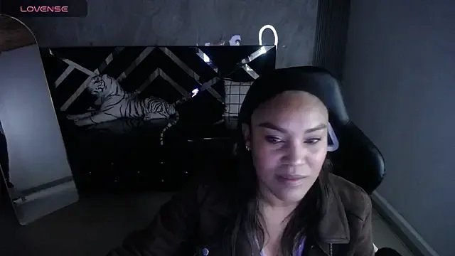 kamala_a from StripChat