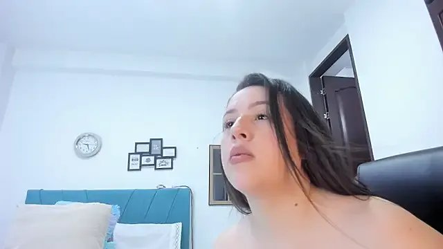 kamila_lopez from StripChat