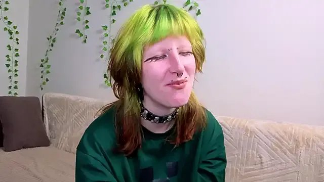 KandraCruser from StripChat