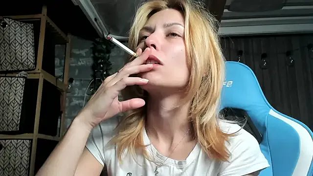 karo123421 from StripChat