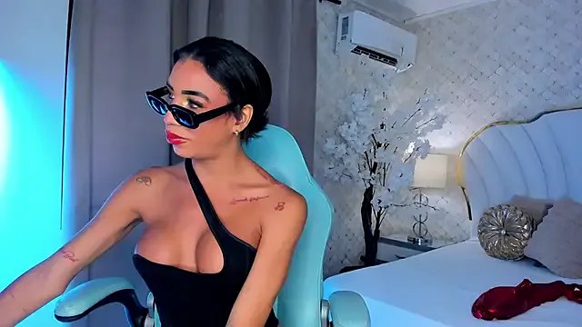 KatalinaMillan from StripChat