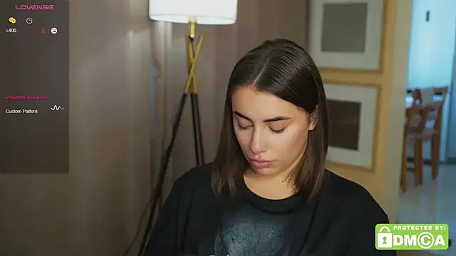 KateCarrey from StripChat