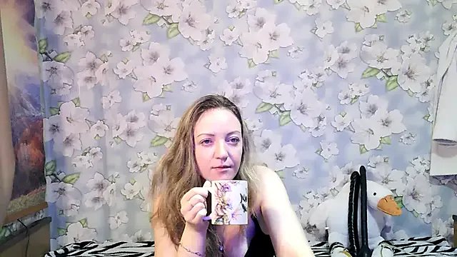 KattyLuuu from StripChat