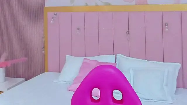 Kendall_curves from StripChat