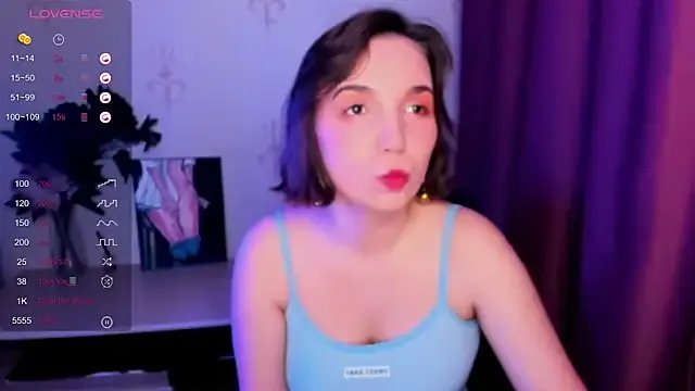 KindHazelHere_ from StripChat