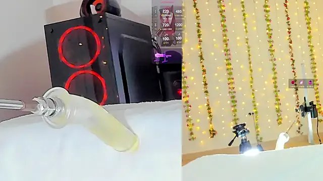 Kitty__Rose__ from StripChat