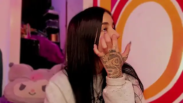 Kittyhell_cam from StripChat