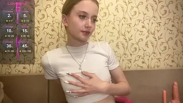 kittywithu from StripChat