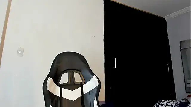 La_Perversa69 from StripChat