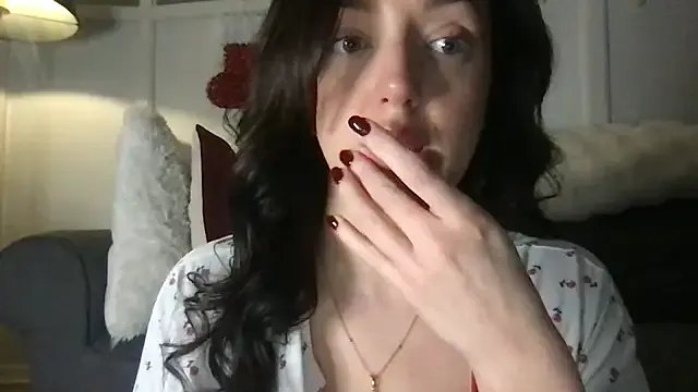 laceyjames24 from StripChat