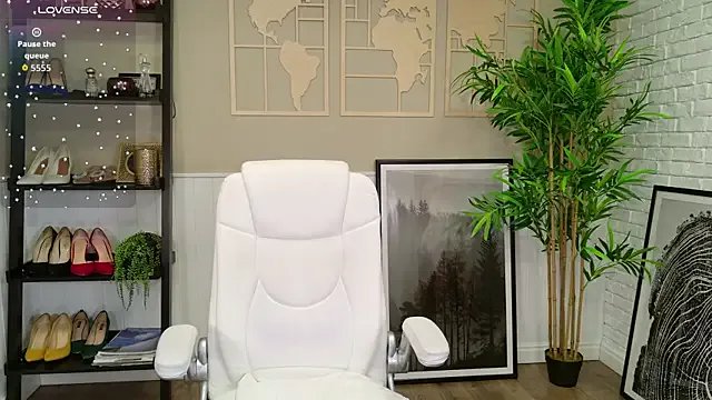 LadyLeea from StripChat