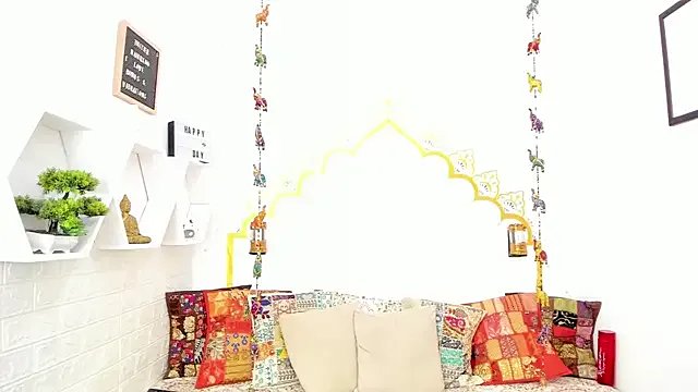 LadyNahir from StripChat