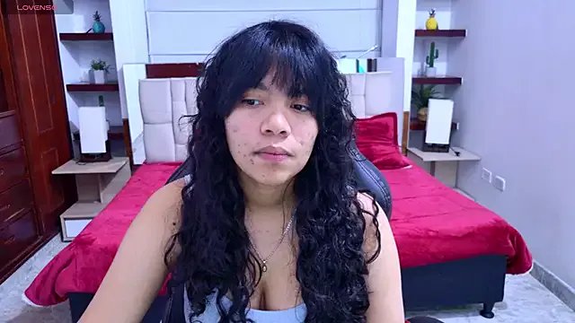 laureentt_ from StripChat