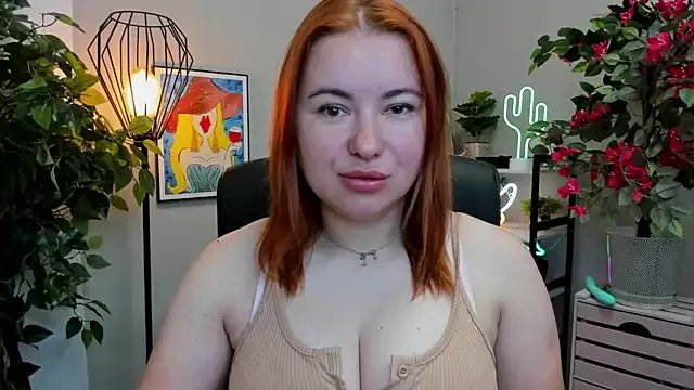 LAYLAxSTAR from StripChat