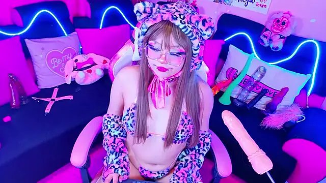 LaytonBox from StripChat