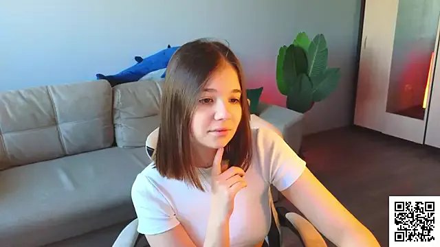 Leela_sun from StripChat