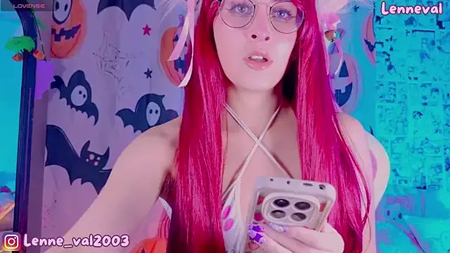 Lenneval1 from StripChat