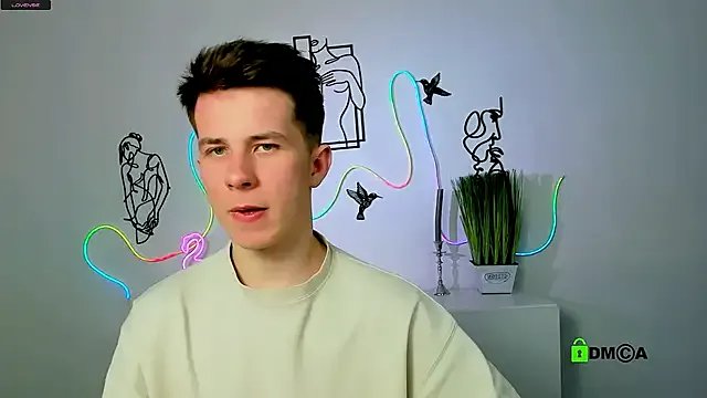 leo_valor from StripChat