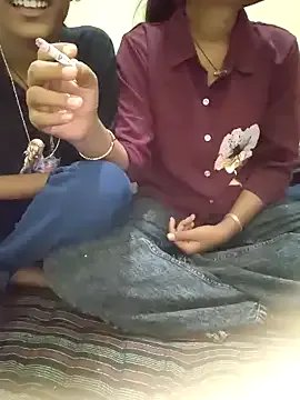  Lesbians_NO1 chat room