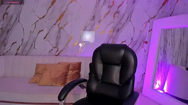  LexieWayne chat room