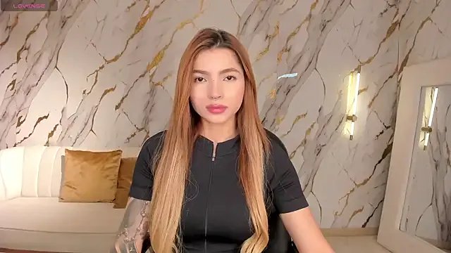 LexieWayne from StripChat