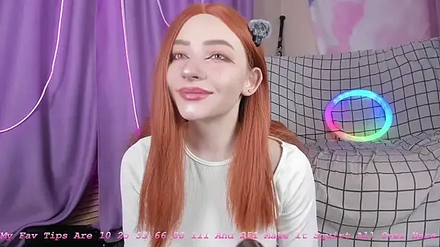 Lexy_Lovy from StripChat