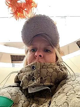 LikaCat from StripChat