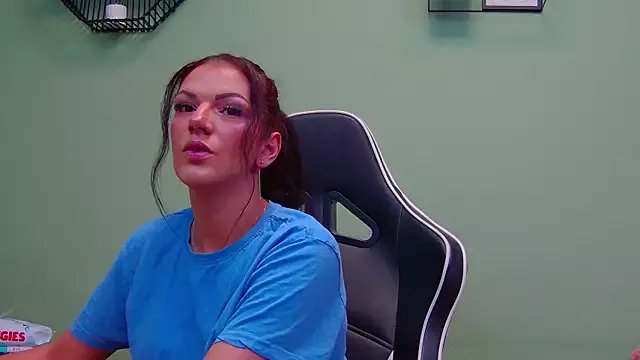 LissaAnn from StripChat