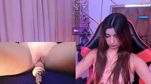LizzieCutie_ from StripChat