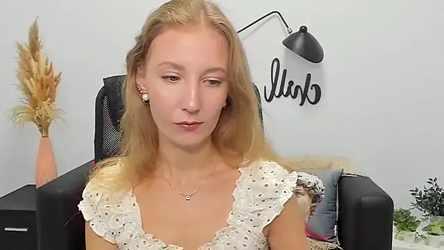 LolaWilsons from StripChat
