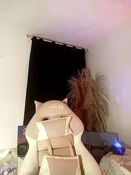 lovely_kitt from StripChat