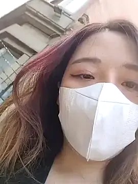 Lovelyanan from StripChat